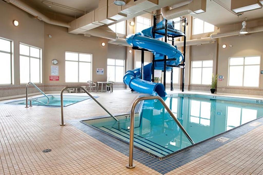 Paradise Inn And Suites Valleyview エクステリア 写真